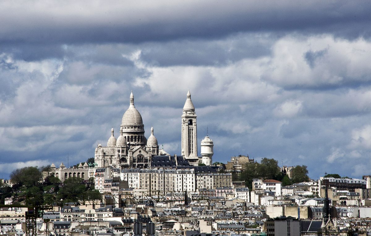 mont martre free tour in paris